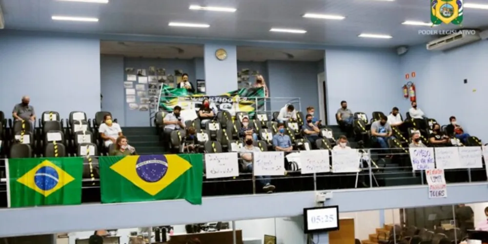 Votação aconteceu na sessão desta quarta-feira (14).