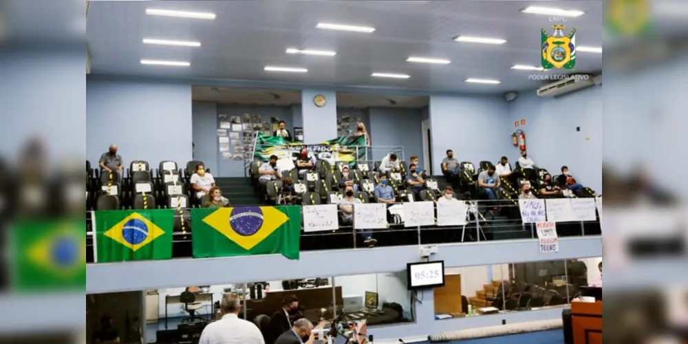 Votação aconteceu na sessão desta quarta-feira (14).