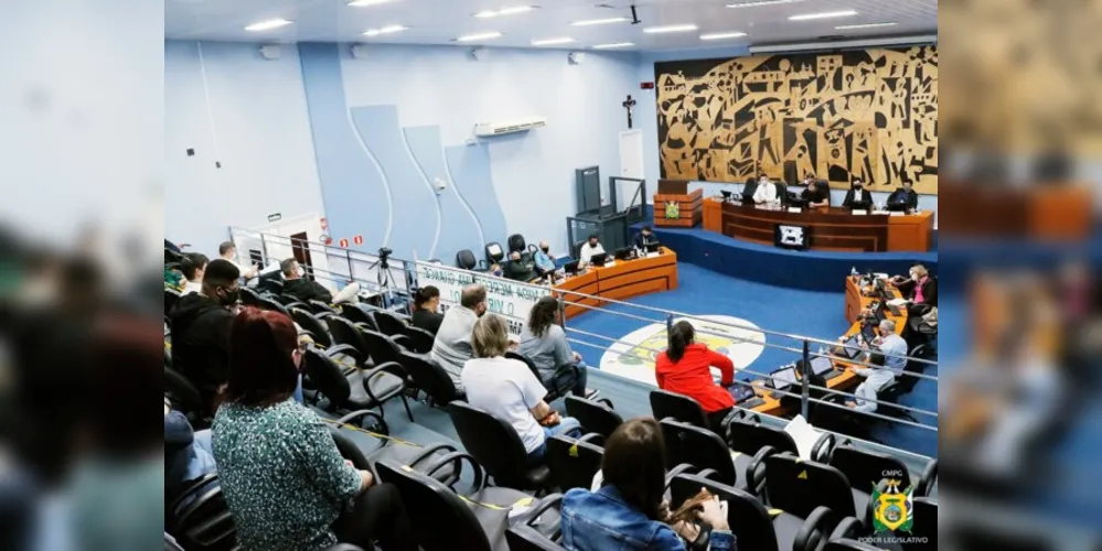 Maioria dos vereadores aprovaram o PL nesta segunda-feira (19).