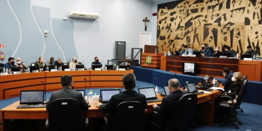 Vereadores iniciam as discussões às 14h, na próxima segunda-feira (31).