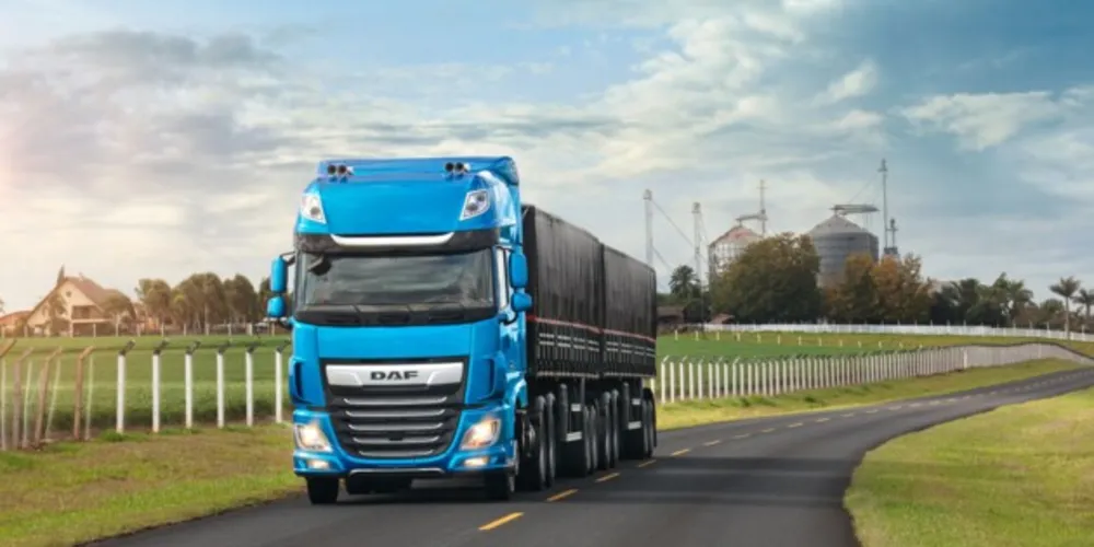 O DAF XF é equipado com o novo motor Paccar MX-13, 
de 12,9 litros 