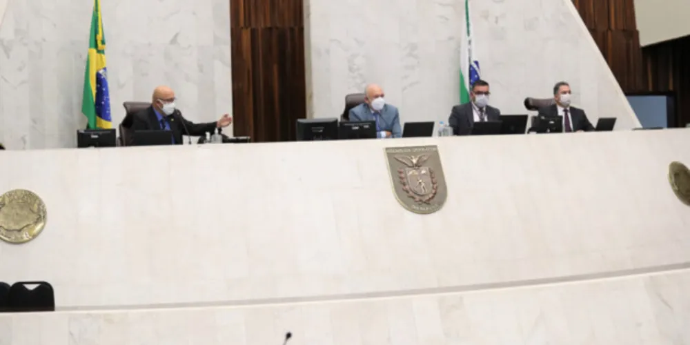 Retorno está previsto para a próxima segunda-feira (26).
