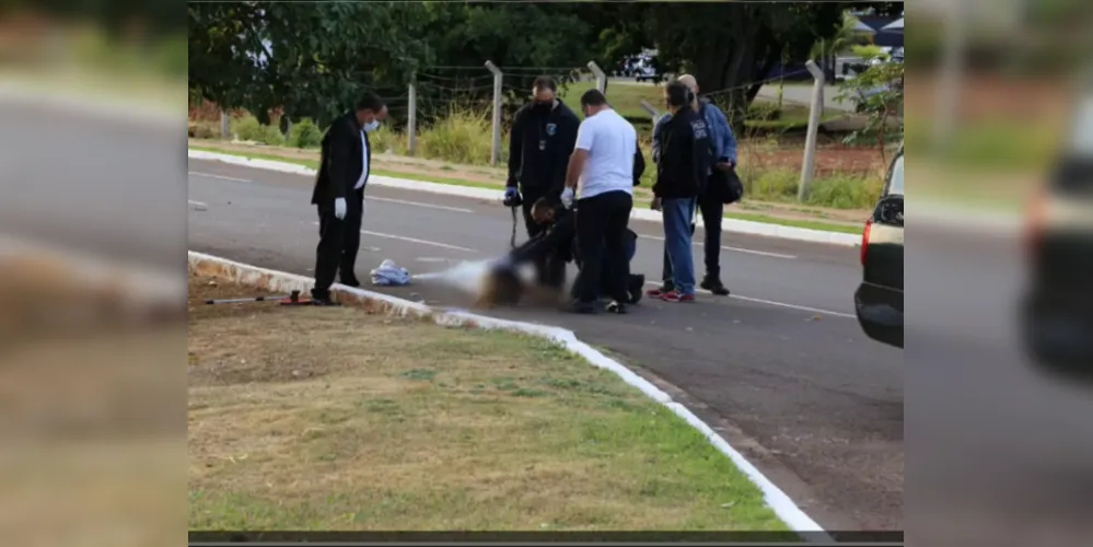 Mariana morreu com múltiplas fraturas e haviam marcas de pneu na barriga da jovem.