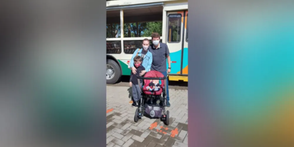 Imagem ilustrativa da imagem Família de SC escolhe Vila Velha para retomar seus passeios