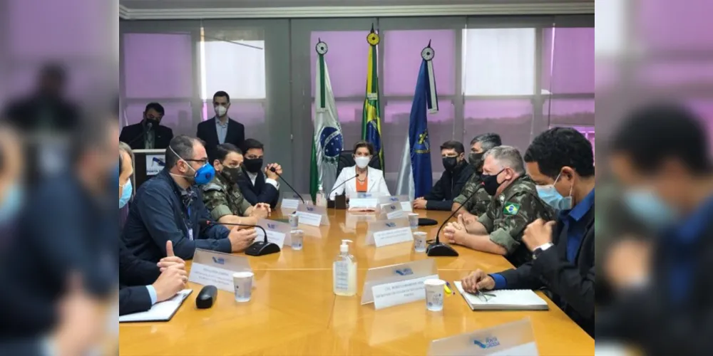 Em discurso na abertura do encontro, Elizabeth Schmidt lembrou que todas as forças da cidade estão do mesmo lado