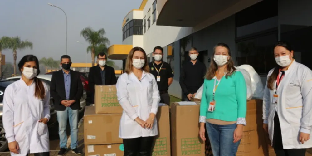 Continental doa máscaras e respiradores para o Hospital Universitário Regional dos Campos Gerais, em Ponta Grossa