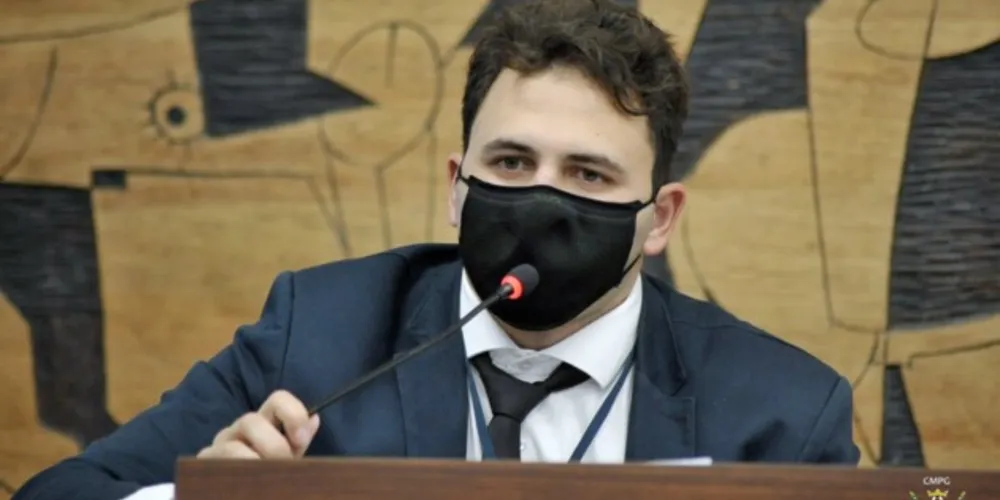 Felipe Passos comemorou a aprovação do projeto de lei de sua autoria.