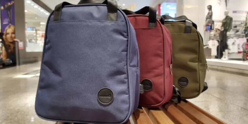 Quem comprar presentes a partir deste sábado pode ganhar uma cool bag (mochila térmica) feita exclusivamente para a ocasião