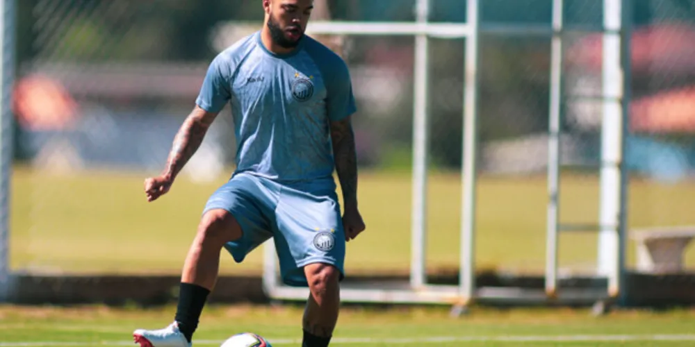 Time alvinegro mantem rotina de treinamento