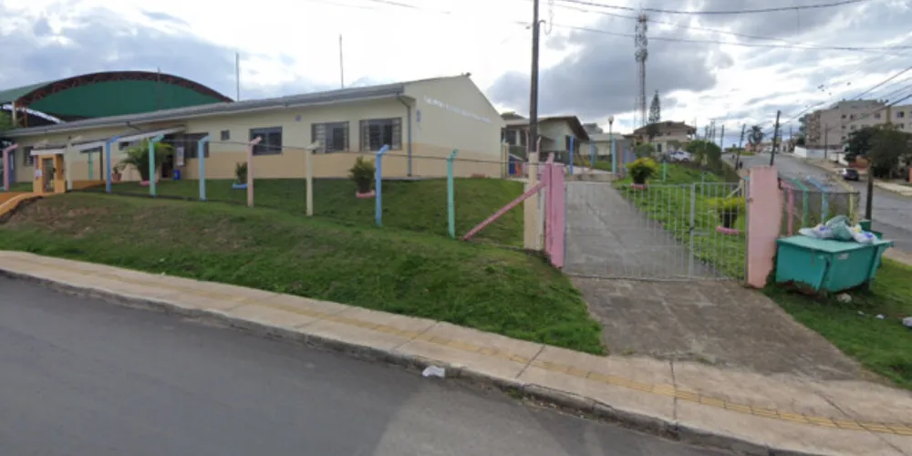 Centro Municipal de Educação Infantil Odysséa de Oliveira Hilgenberg, localizado na Avenida Ana Rita é um dos locais com aulas presenciais suspensas