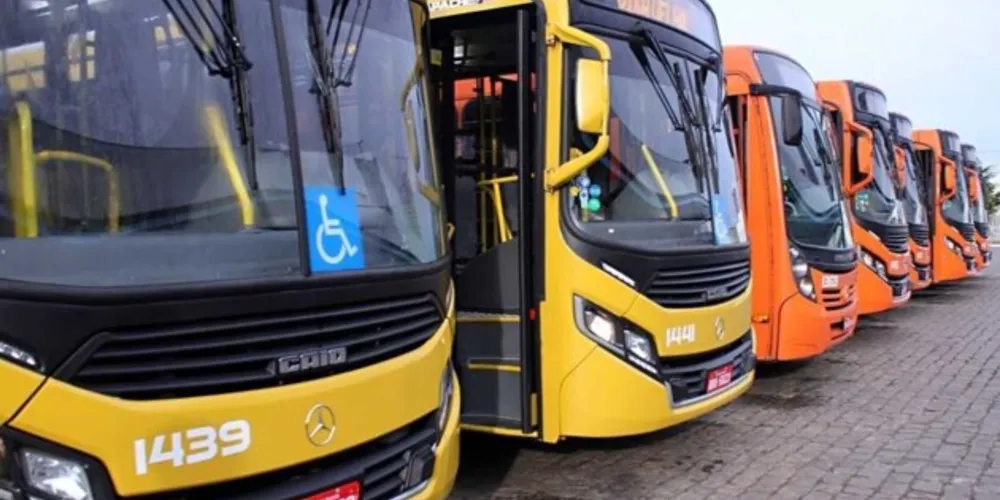 100% dos ônibus estão parados, em Ponta Grossa.