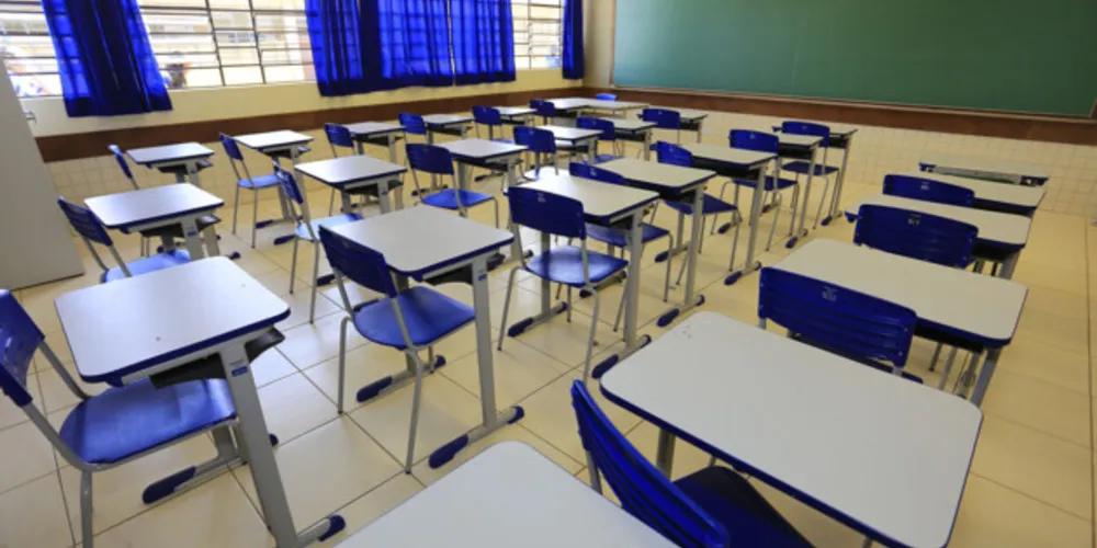 Salas de aula devem ter a presença de alunos e professores novamente.