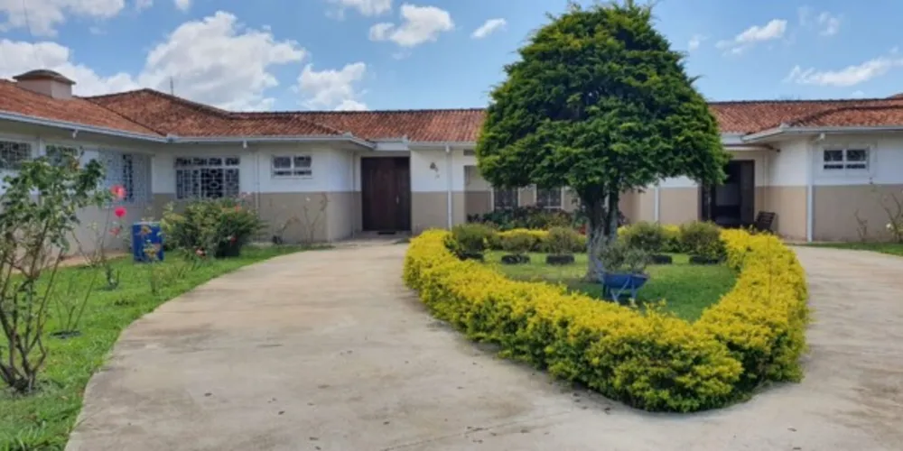 Creche Sagrados Corações não recebe crianças desde março de 2020, mas mantêm o pagamento das funcionárias e dos impostos.