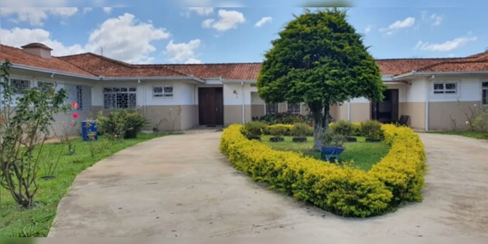 Creche Sagrados Corações não recebe crianças desde março de 2020, mas mantêm o pagamento das funcionárias e dos impostos.