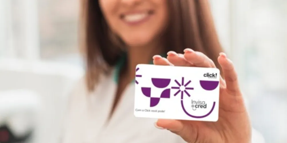 Click Odontologia oferece o cartão InvisaCred, com uma linha de crédito especial