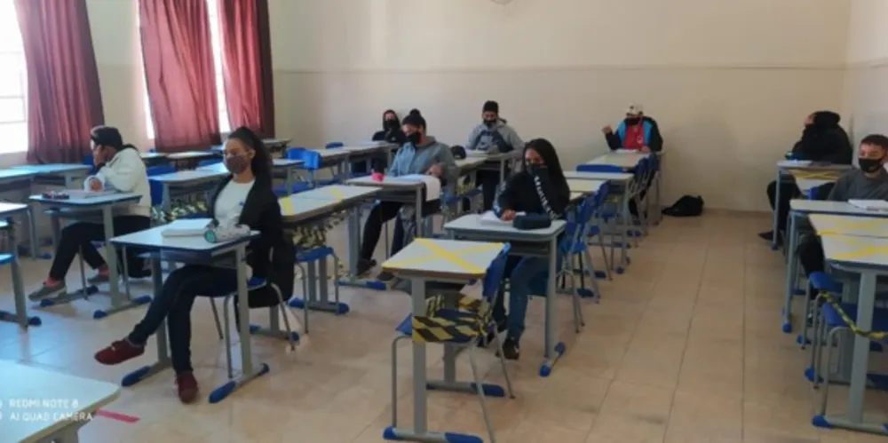 Imagem ilustrativa da imagem Escolas estaduais de PG retornam aulas presenciais