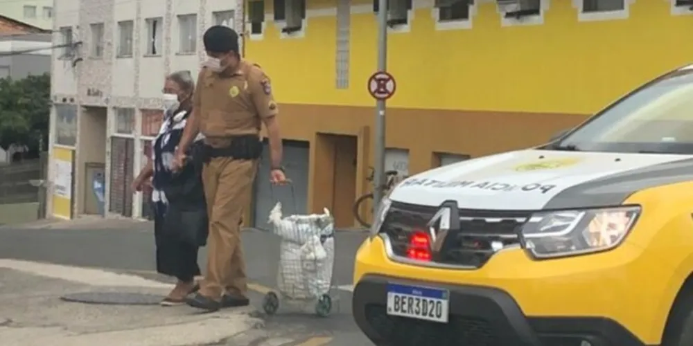 Rua Balduíno Taques com Visconde de Taunay, nas proximidades da Praça Barão de Guaraúna, é um dos cruzamentos mais movimentados da cidade