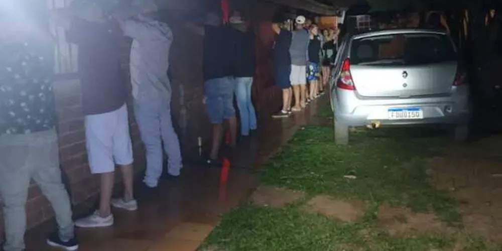 Foram 138 prisões e 47 adolescentes apreendidos no primeiro final de semana de reforço na fiscalização das medidas de proteção contra a Covid-19