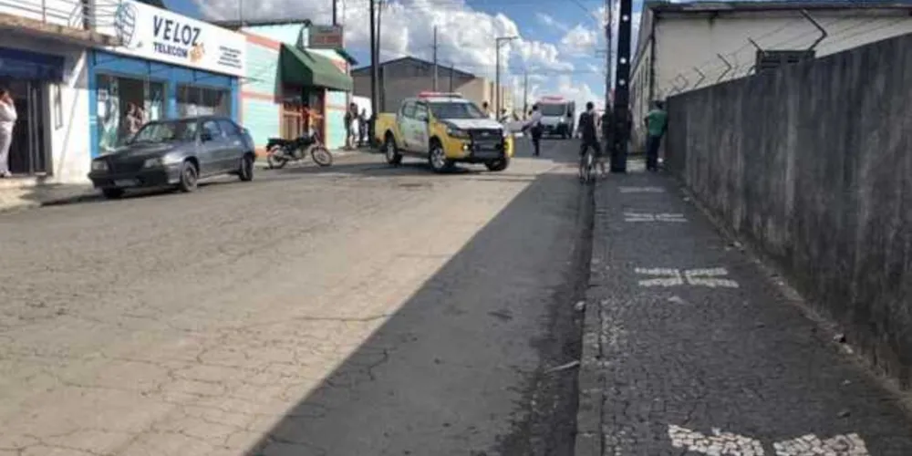 Suspeitos foram encontrados na cidade de Guaratuba (PR).