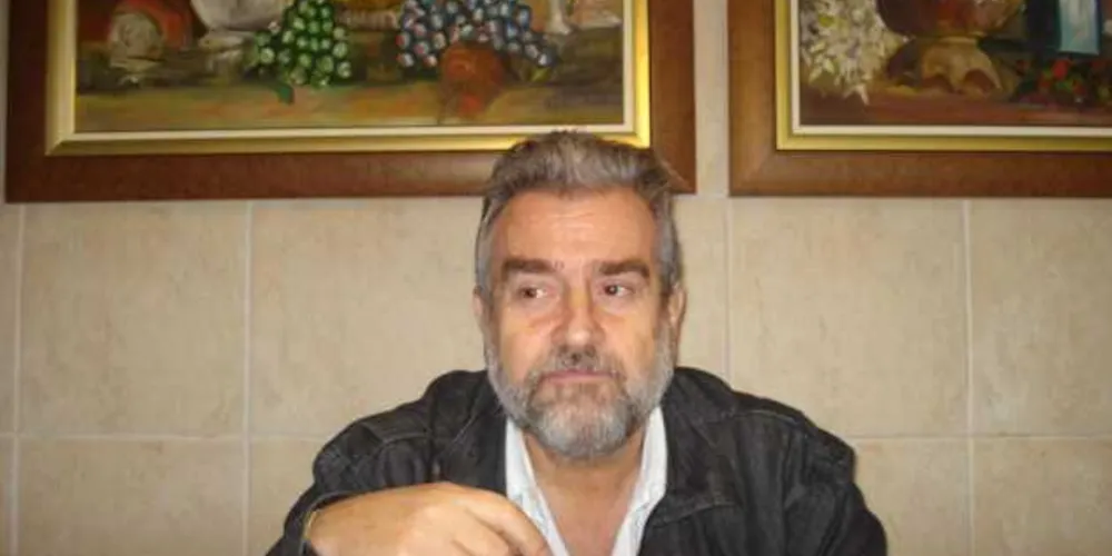 Notícia sobre morte do pediatra Mualmeri Cesar Kasesmarki Silva é falsa.