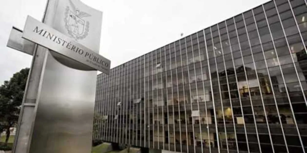 MP ajuíza ação contra estudante.