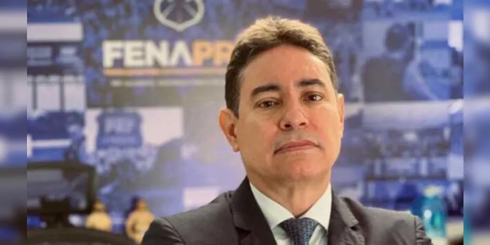 Imagem ilustrativa da imagem 'Bolsonaro nos traiu', diz policial que agora lidera manifestações