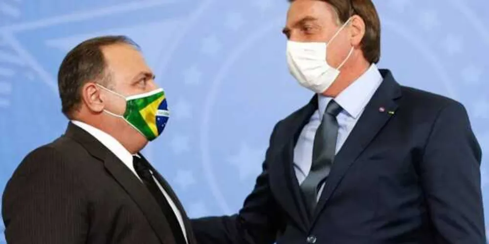 Pedido de afastamento coincide com o auge da pressão de deputados do Centrão, que pleiteiam mudança no comando da pasta