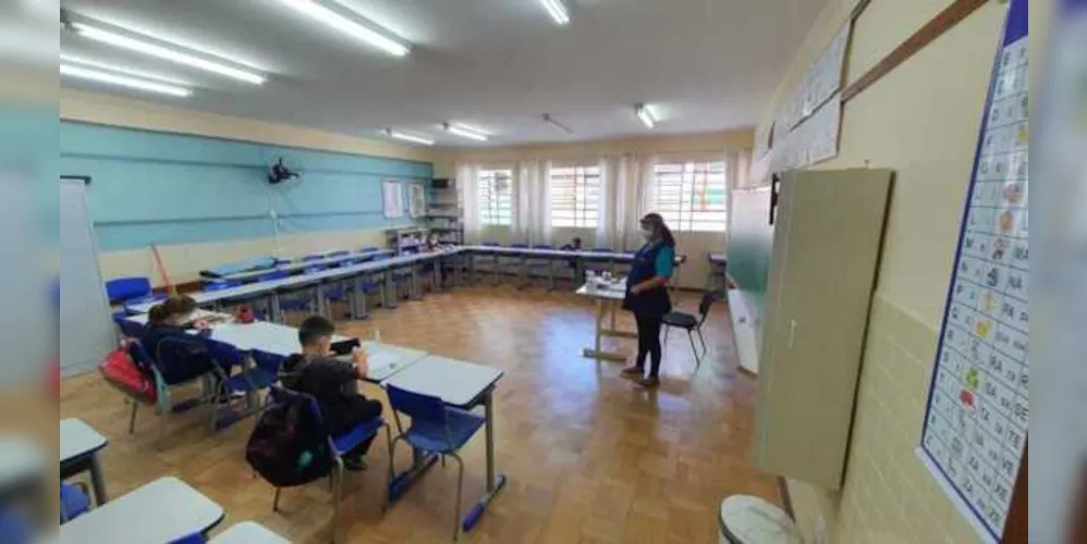 Medida abrange a rede municipal de ensino e as instituições 
 particulares