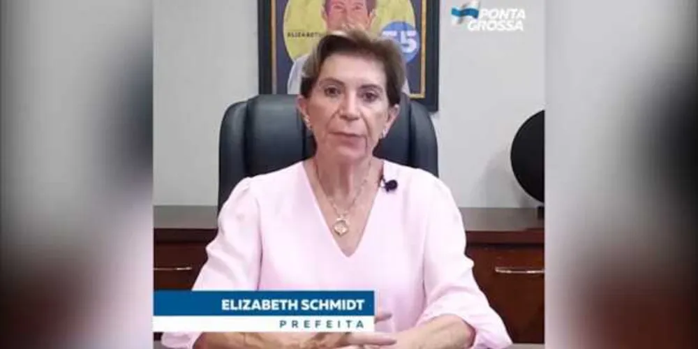 Prefeita Elizabeth Schmidt anunciou o lockdown hoje (16).