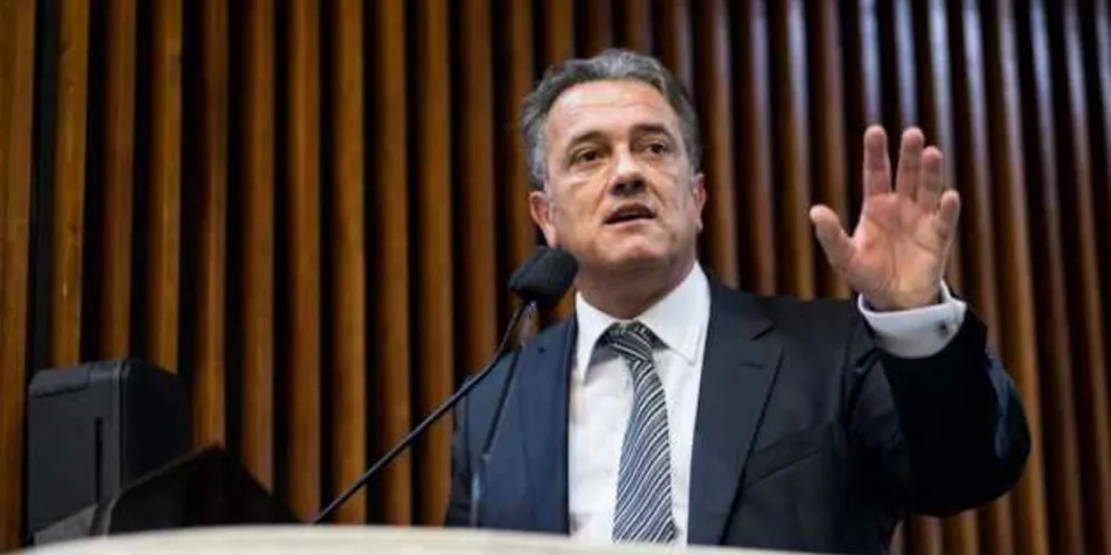 Deputado estadual do Paraná, Plauto Miró Guimarães.