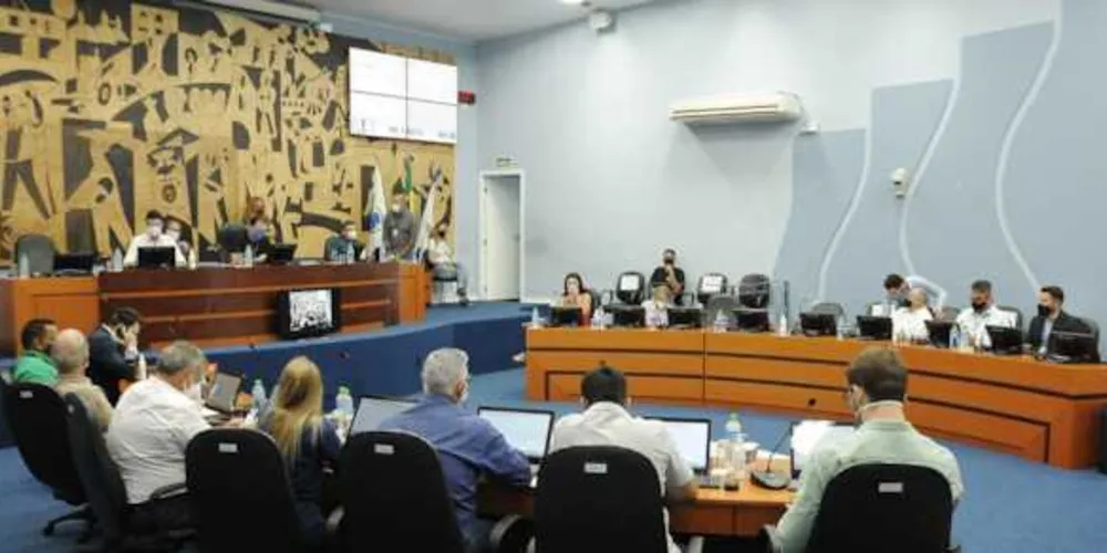 Sessão Ordinária aconteceu na última quarta-feira (18).