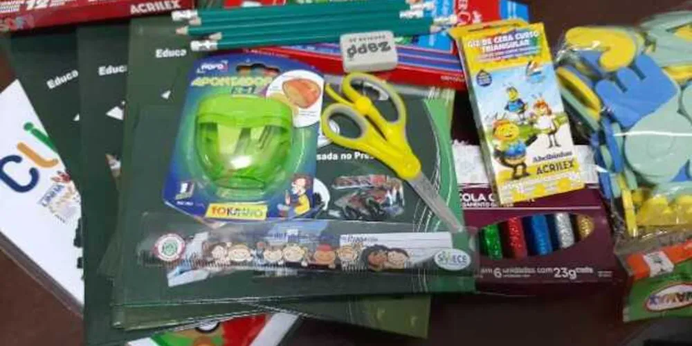 Município prepara entrega de 4 mil kits com material escolar