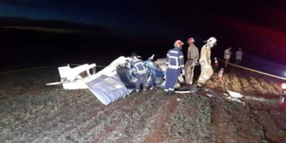 Imagem ilustrativa da imagem Queda de avião deixa dois mortos no interior do PR