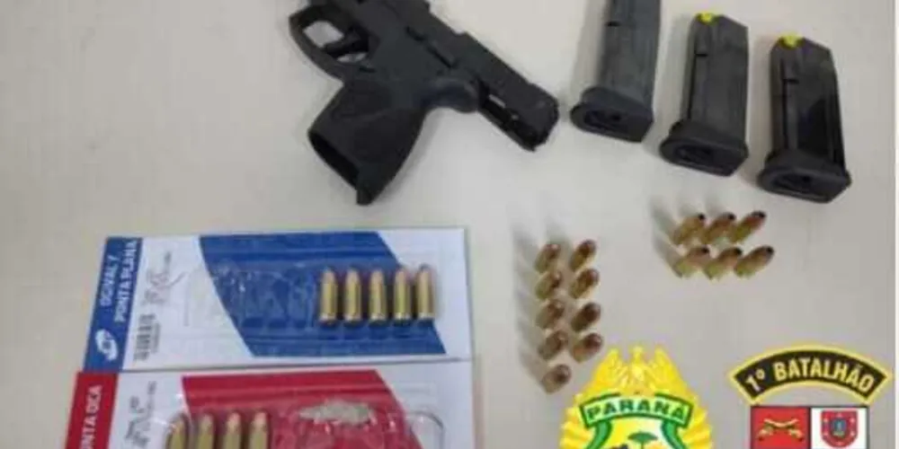 O homem foi levado à 13ª Subdivisão Policial. 