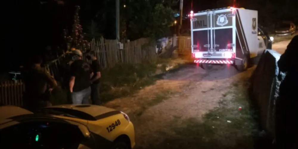 Vítima entrou no terreno de uma residência para pedir ajuda, mas não resistiu até a chegada das equipes de socorro