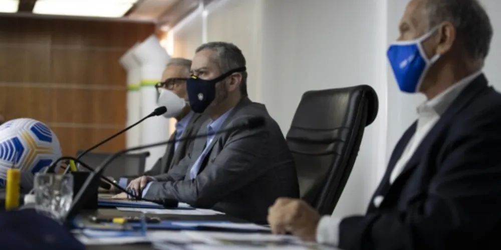 Proposta defendida pela CBF há três anos foi aprovada pelos clubes participantes da Série A em videoconferência nesta quarta-feira