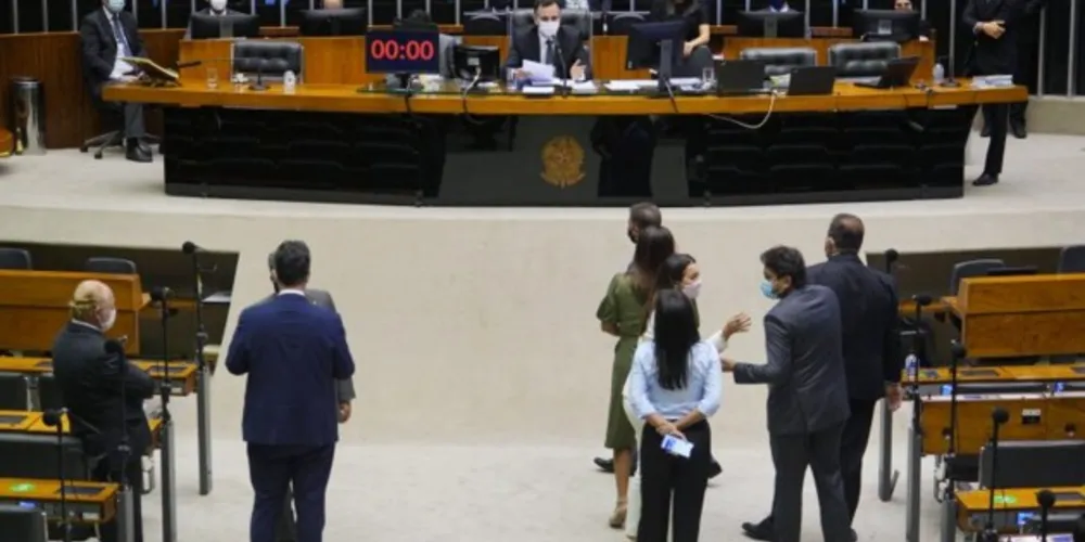 Sessão do Congresso Nacional, na etapa destinada à votação dos deputados.