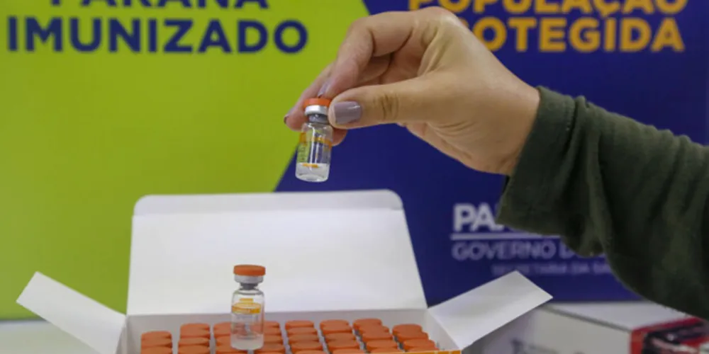 Paraná totaliza 1.727.850 doses recebidas