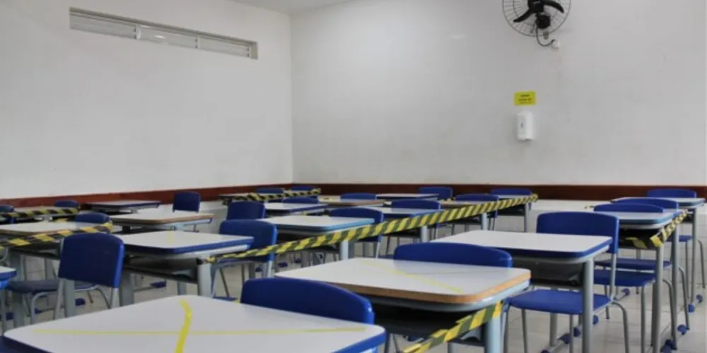 rede municipal não tem previsão para retorno das aulas presencias. 