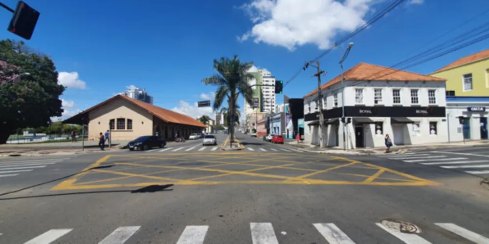 As medidas extraordinárias deste decreto aplicam-se no período de 29 de março a 11 de abril de 2021.