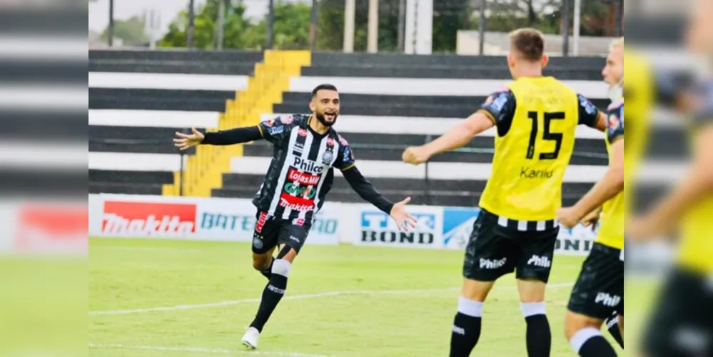 Fantasma ainda não venceu neste Paranaense.