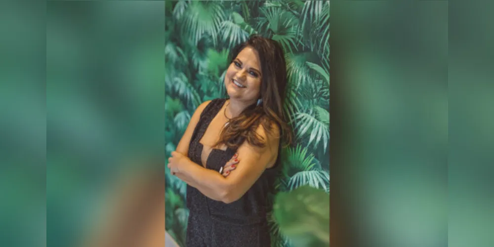 Brinde à vida - A empresária Lucimara Gomes Centenaro será muito cumprimentada nesta terça-feira (30), pela passagem de seu aniversário. Da coluna RC os votos de sucesso e prosperidade. 