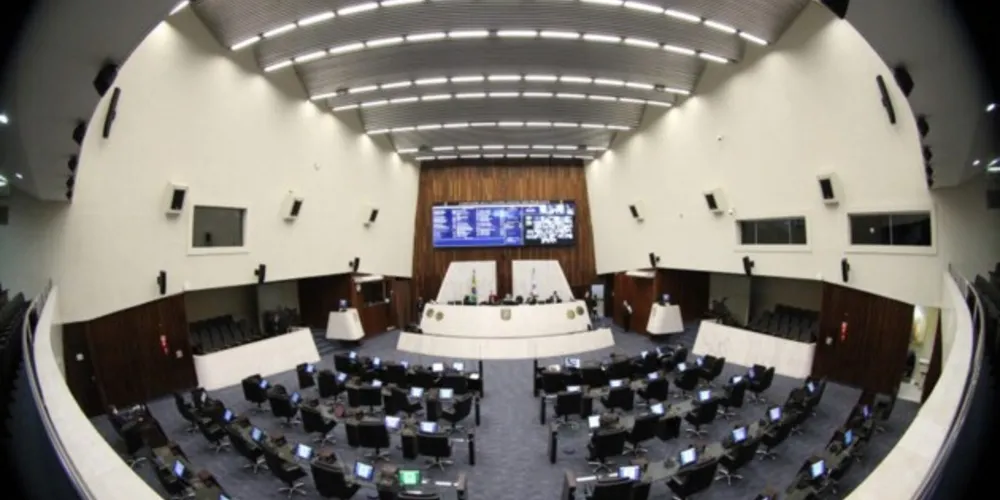 Audiência reuniu lideranças de movimentos sociais ligados à moradia popular.