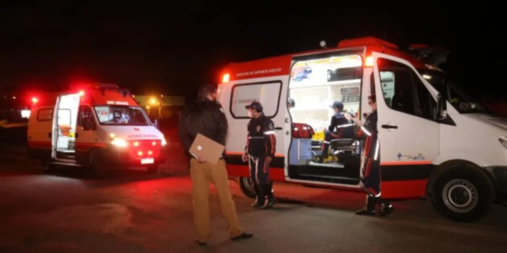O homem foi levado em estado grave ao hospital 