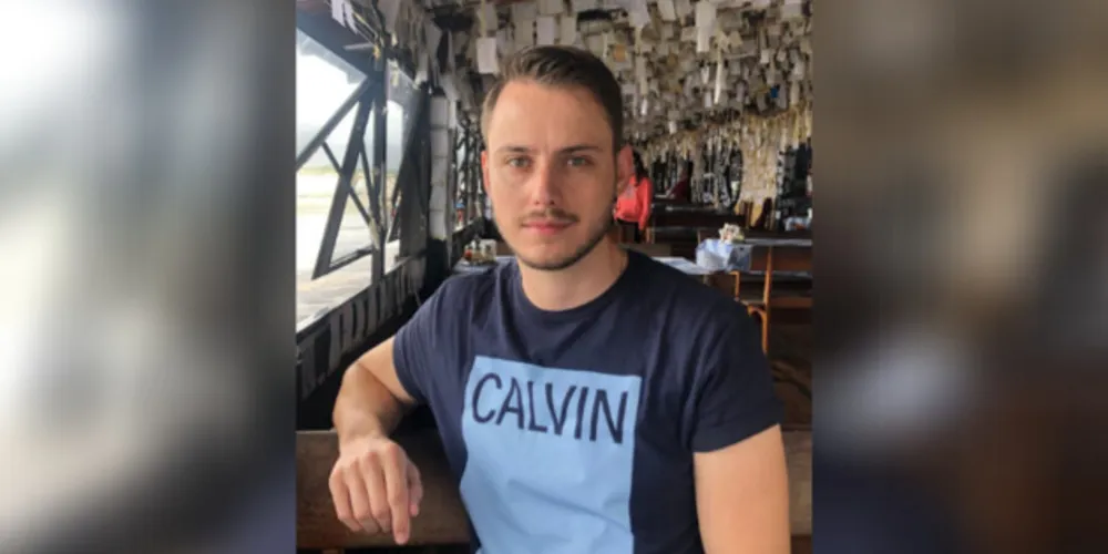 Novo ciclo – O advogado Luiz Rodolfo Schmidt Penteado foi muito cumprimentado pela passagem de seu aniversário na última quinta-feira (1). Da coluna RC os votos de felicidades e sucesso. 