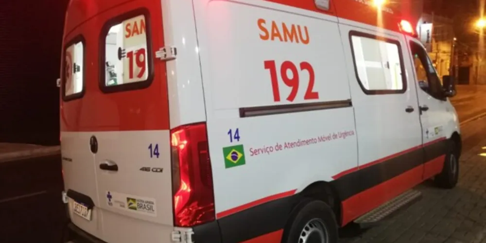 Acidente foi registrado na noite deste domingo (4)