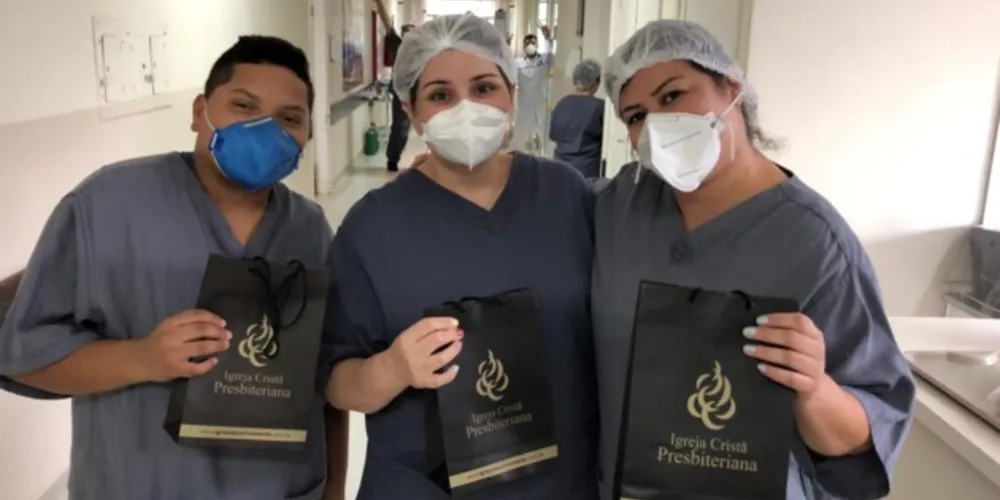 Colaboradores da Santa Casa que atuam na linha de frente recebem kits da ICP.