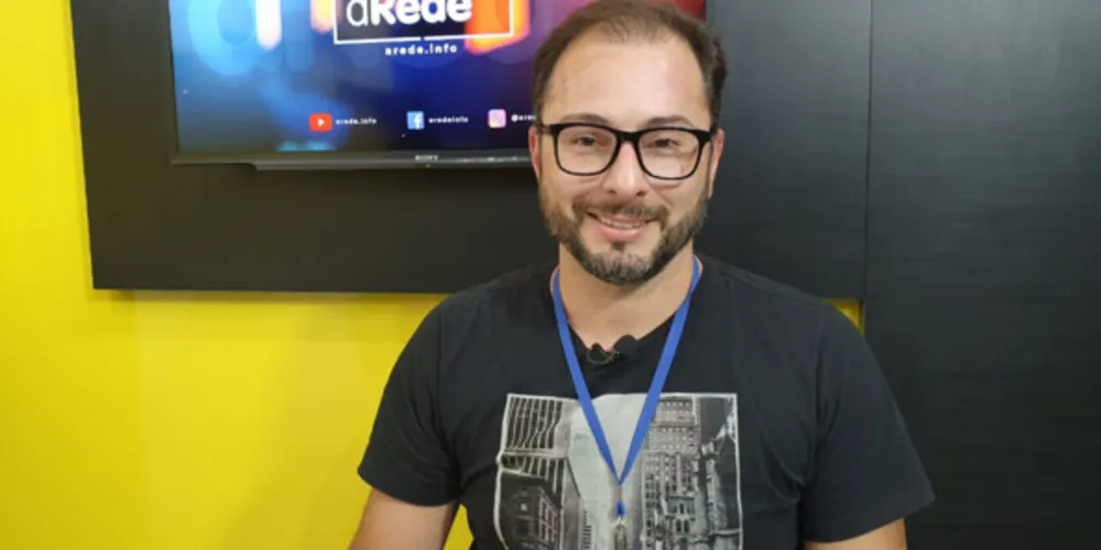 Vereador também criticou os serviços da Viação Campos Gerais.