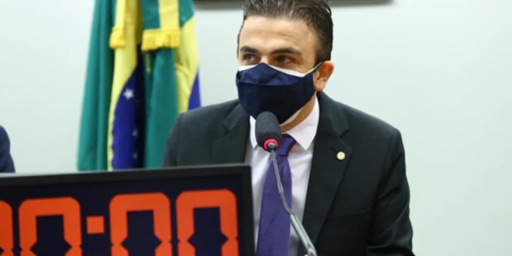 Deputado quis saber sobre o orçamento previsto para o ministério, especialmente para a produção de vacinas e ações no combate à Covid-19