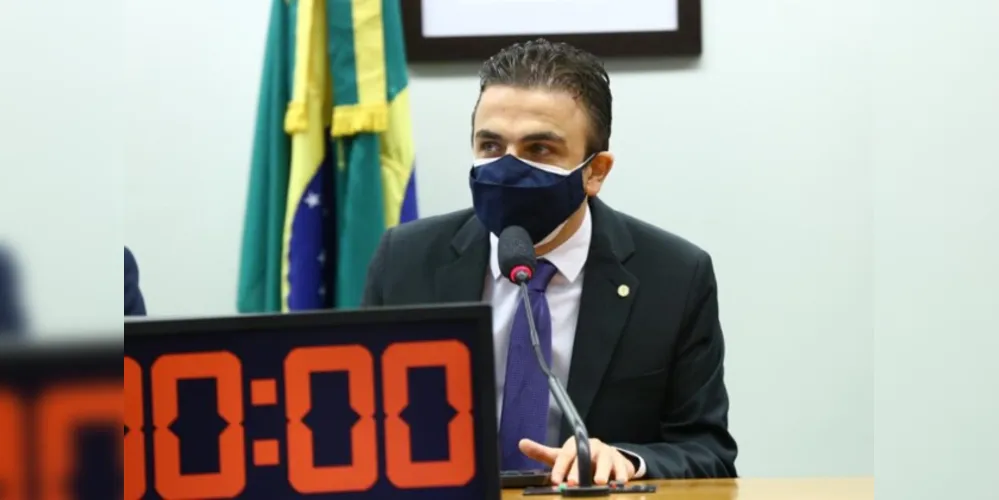Deputado quis saber sobre o orçamento previsto para o ministério, especialmente para a produção de vacinas e ações no combate à Covid-19